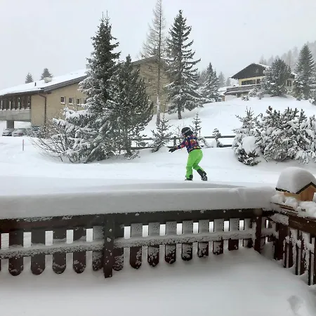 Valsart 2003 Bm Apartment